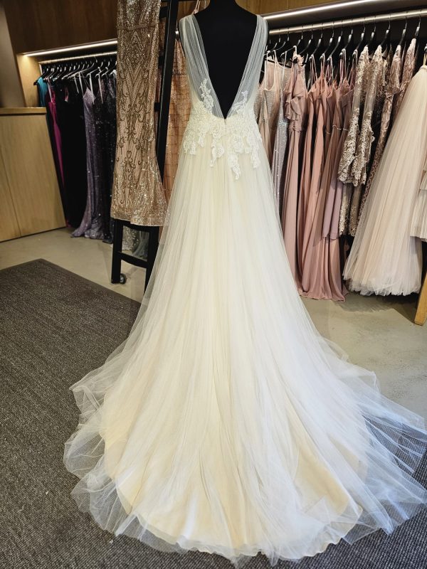 a7deffe4-9646-4c77-bd02-91ff2754b134 BEAUTIFUL by ENZOANI | 0001